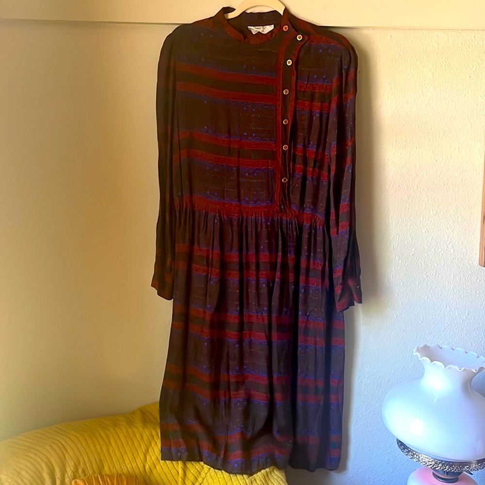 Vintage paisley midi dress with shoulder button detail